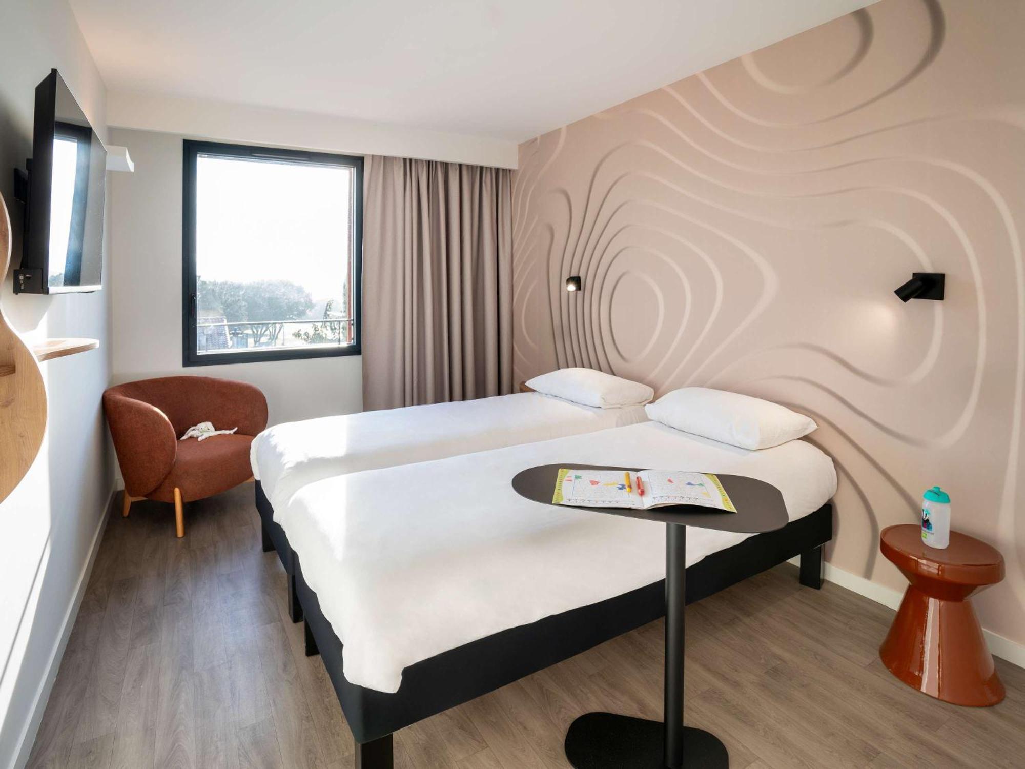 Ibis Styles Cabries Aix-En-Provence Tgv Hotel Kültér fotó